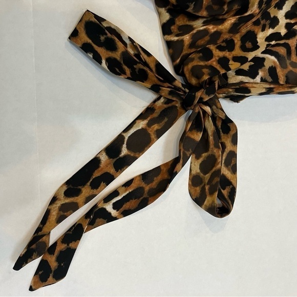 Express long sleeve cheetah print shirt or blouse size M - Picture 3 of 4